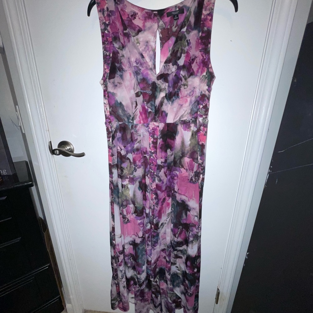 Sleeveless dress